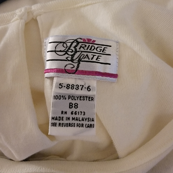 Bridge Gate. Women's Plus Size Long Sleeve Dress. Cream. - Picture 4 of 5